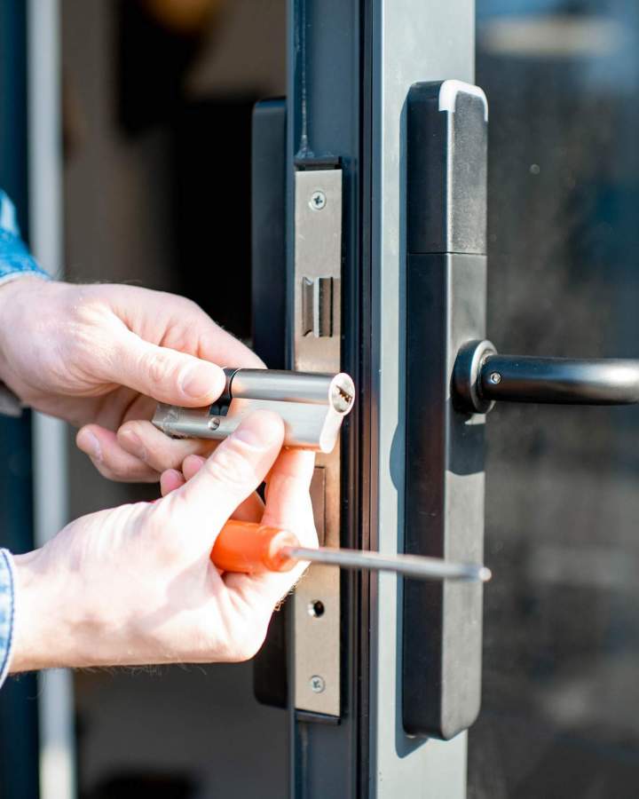 Pose de porte de garage Caen